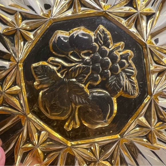 Vintage 1950s Federal Glass Fruit Harvest Serving Platters | Two pc: 12", 8.5" - Picture 4 of 12